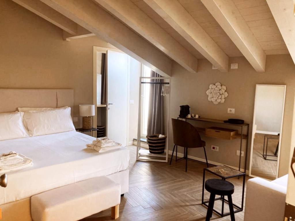 Gatto Bianco Rooms 42 Bergamo Eksteriør billede